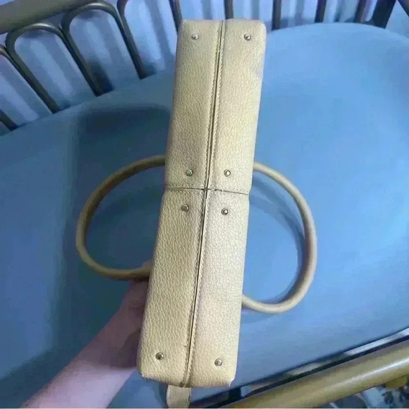 Vintage Tods leather cream shoulder bag small handbag white stitching detail - Picture 12 of 16